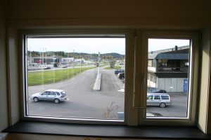 Utsikt fra hjørnekontor Knivøsveien 4-6